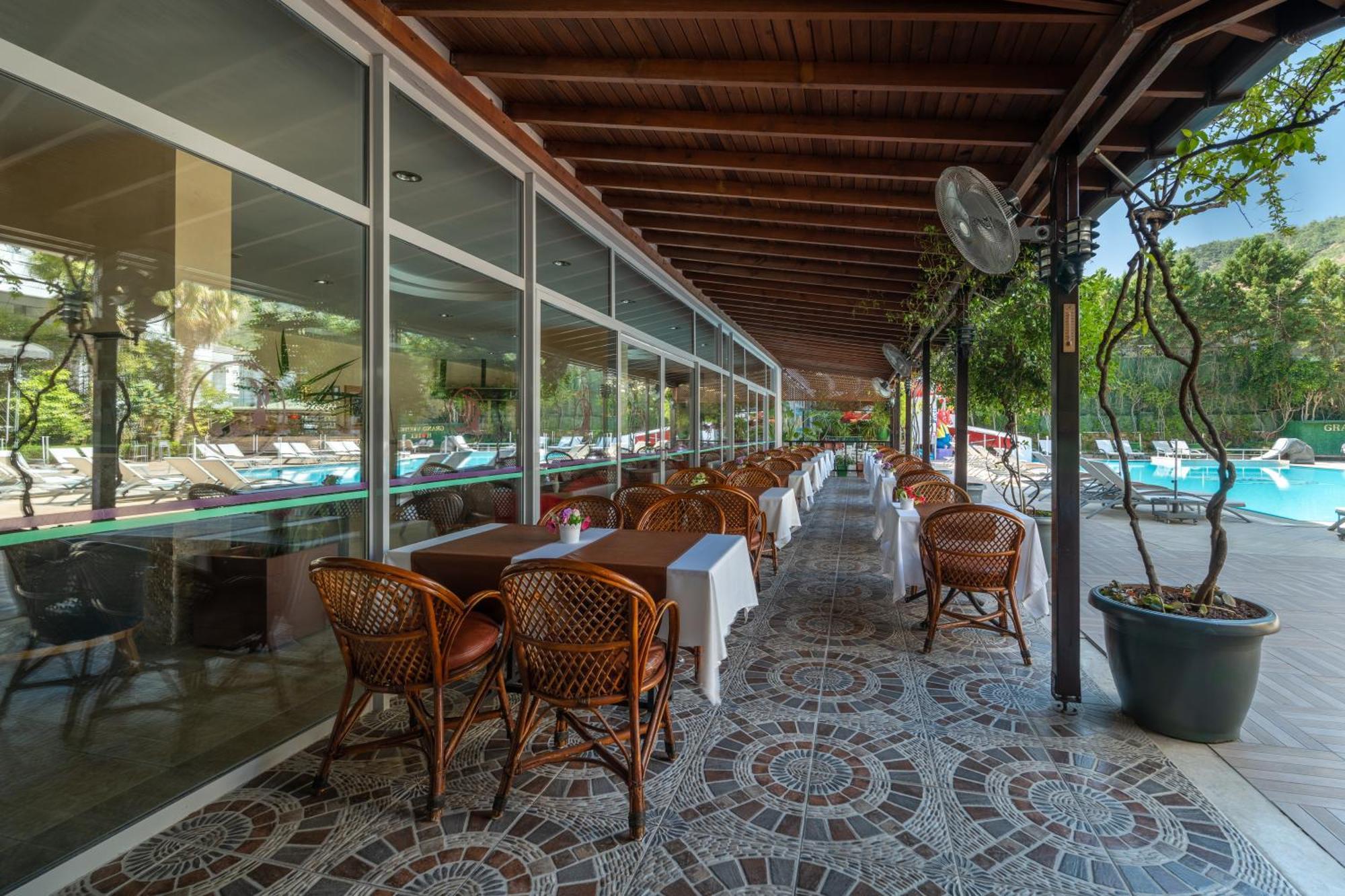 Grand Viking Hotell Kemer Exteriör bild