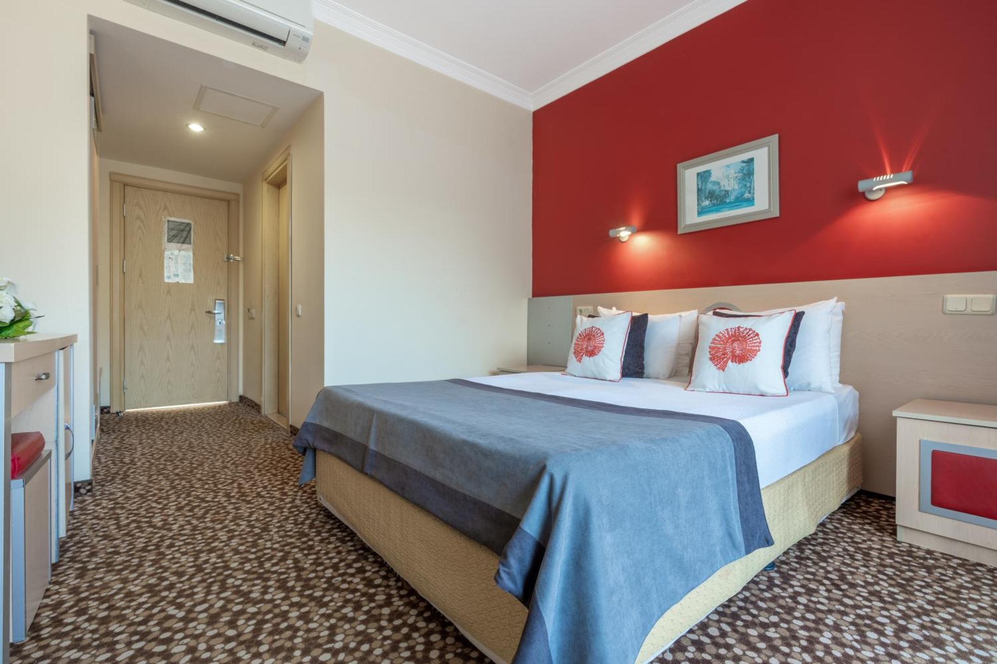 Grand Viking Hotell Kemer Exteriör bild